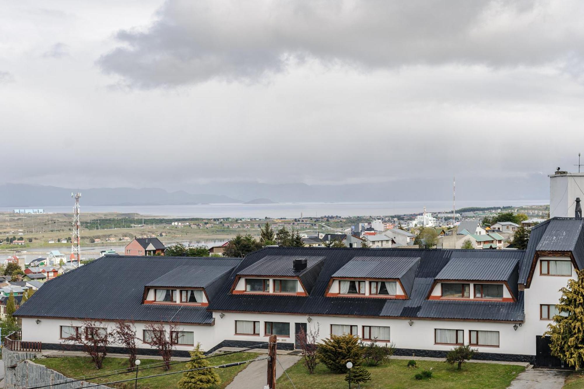 Gray Fox Apartments Las Aljabas Ushuaia Exteriör bild